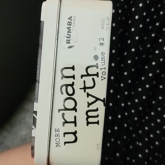 Urban Myth Volume #2 Collectable game complete - Picture 2 of 4